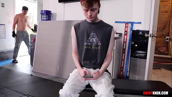 Construction Twink Ethan Adams gets Dicked Down RAW Before Work