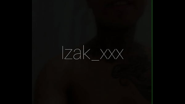 Me la jalo en la ducha