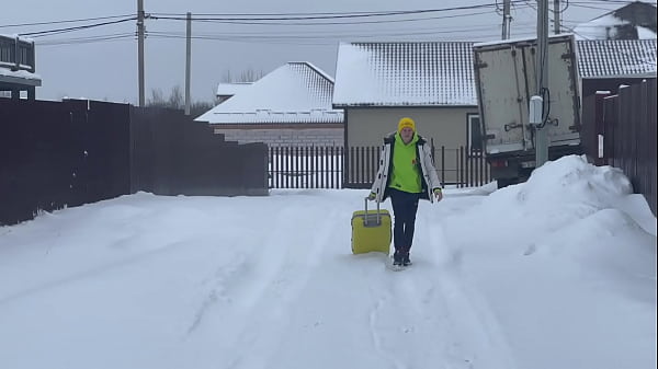 The stepfather did not expect his stepson, whom he really liked, to visit, sex happened right away – 460