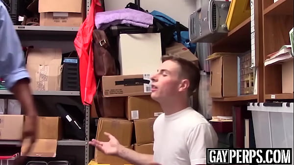 Black officer gets himself some raw twink ass to punish