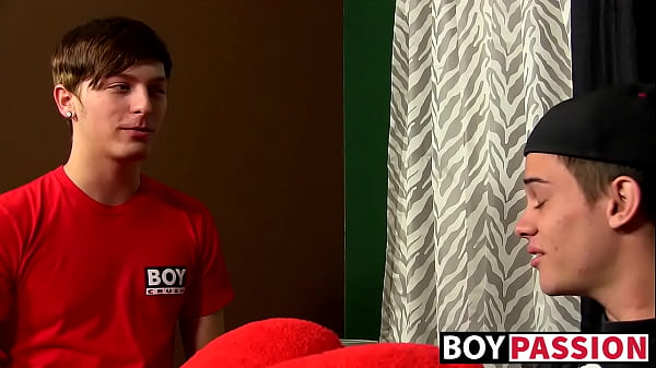 Cock munching twinky anally rammed by his fuck buddy