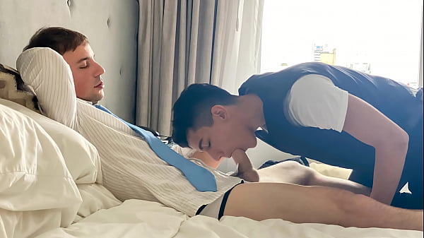 He Two Hunks Decide to Get out Of Their Suits and Blow Some Steam Off Together – Paidforfuck