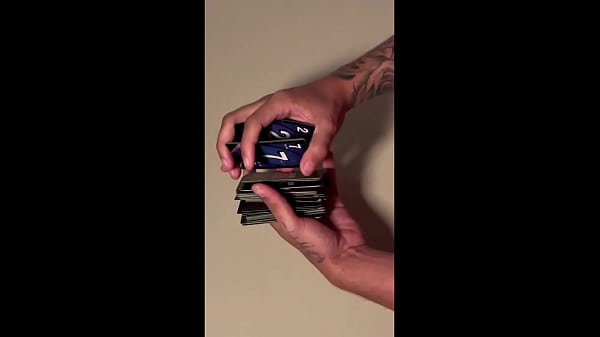 Perdeu no Uno e levou rola no cu