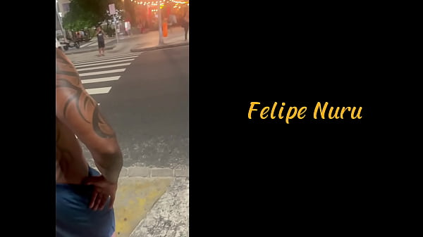 Conheci um estranho na rua. Ele me chamou pra conhecer seu quarto. Não deu outra.