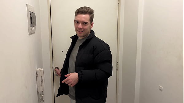 Got My Uncut Cock Sucked by a Pretty Twink [4K]