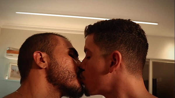 THE TOP PHOTOGRAPHER COULDN’T HOLD HIM SELF, AND GAVE HIS ASS TO MARCELO DEBIAN ( Full vídeo 26 mins on RED )